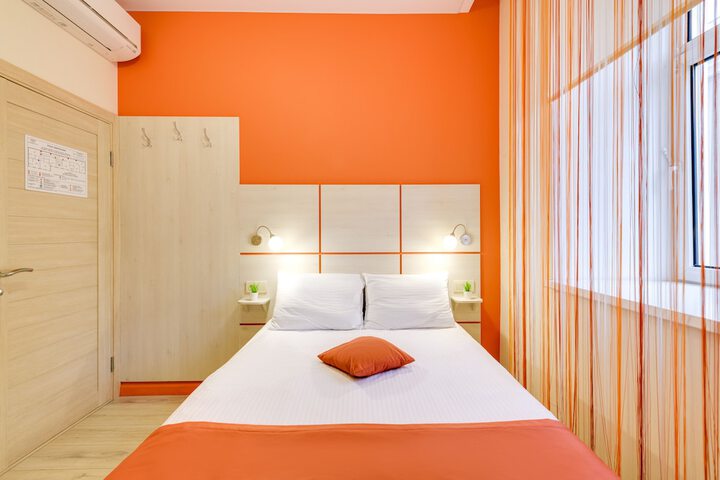 Room 17 of 95