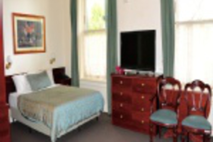 Room 409 of 768