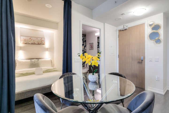 Room 446 of 652