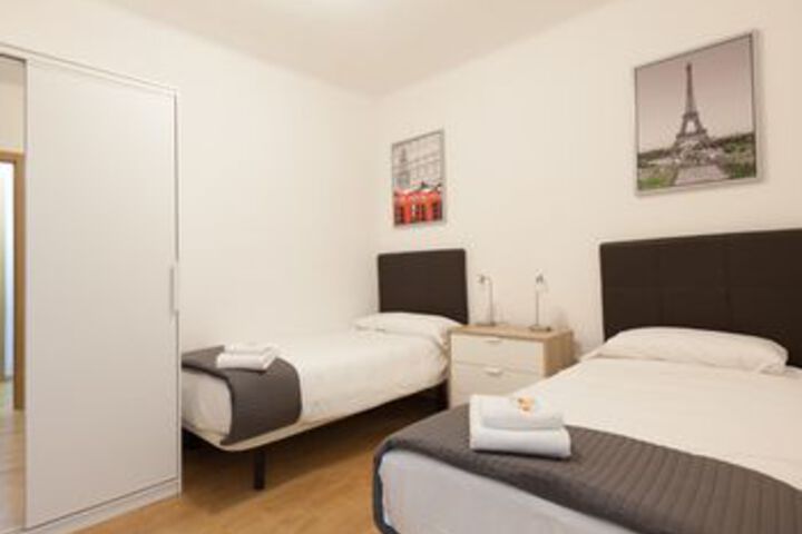 Room 12 of 40