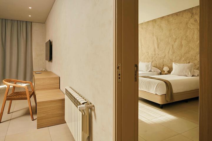 Room 14 of 41