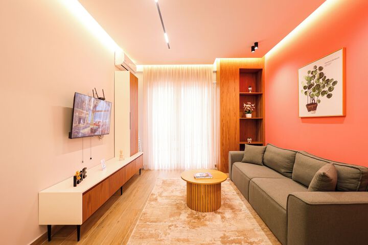 Room 80 of 162