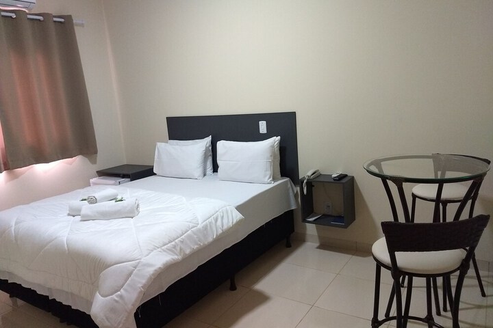 Room 22 of 37