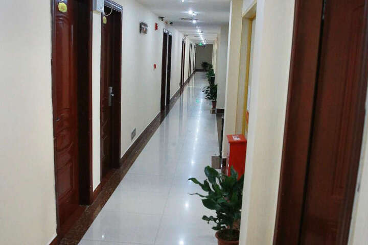The Hotel Chain Name Jiudianban in Yudu