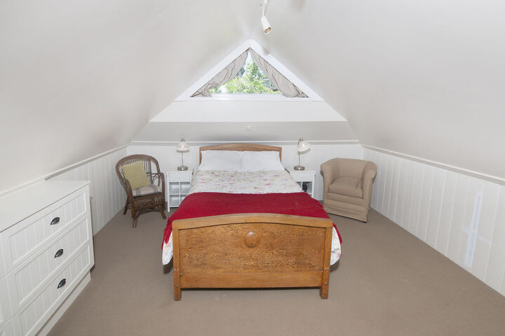 Room 35 of 85