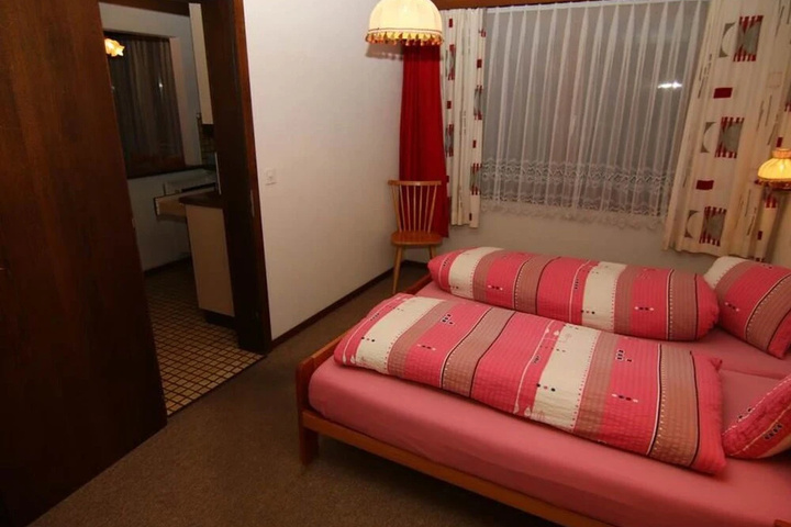 Room 3 of 12