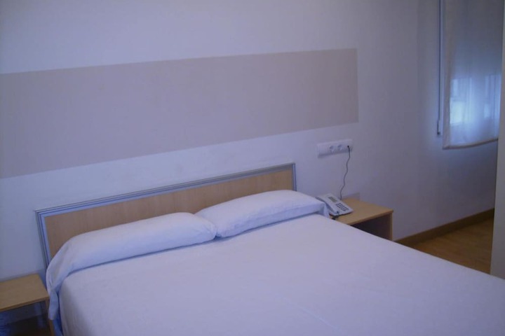 Room 8 of 46