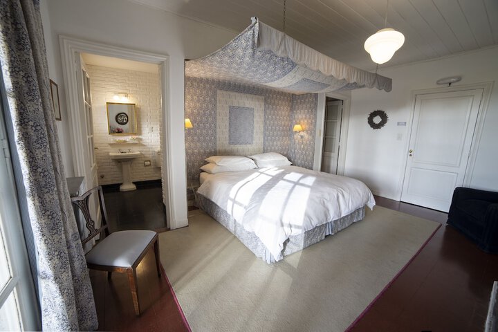 Room 25 of 67