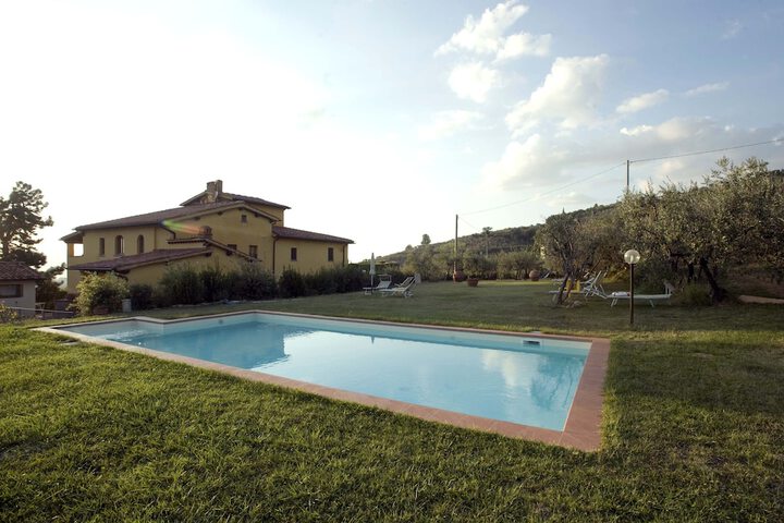 Pool 41 of 51