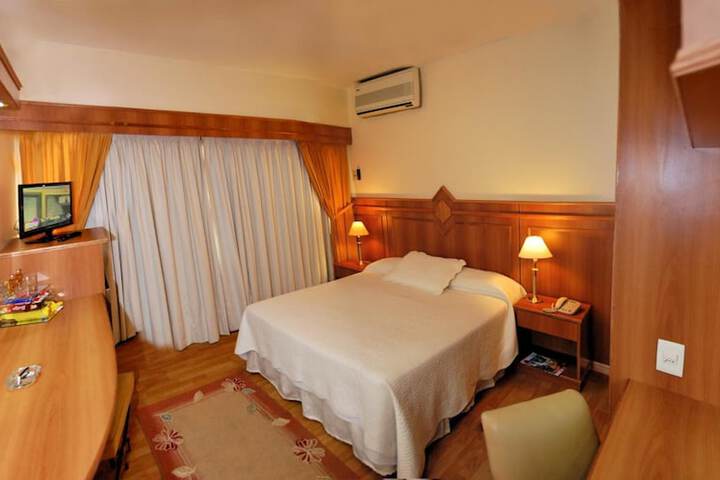 Room 11 of 29