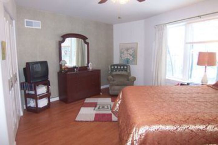 Room 21 of 62