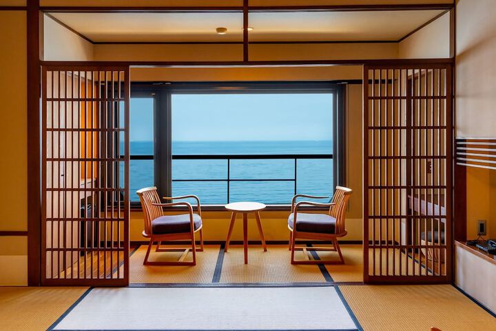 Room 26 of 80