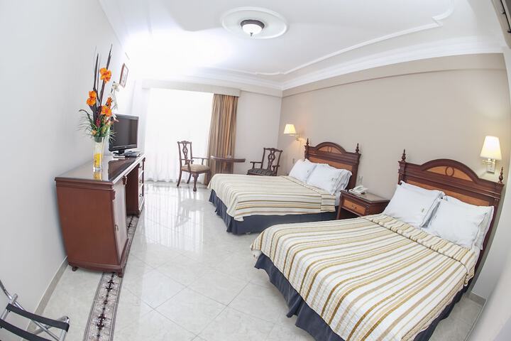Room 3 of 37
