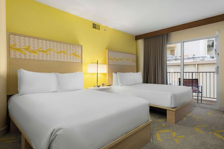 Room 4 of 20
