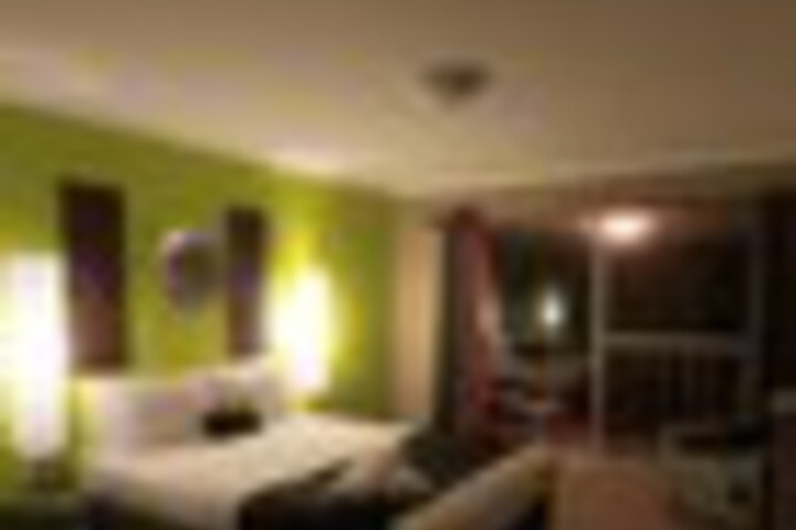 Room 11 of 117