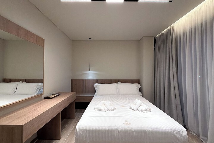 Room 136 of 165