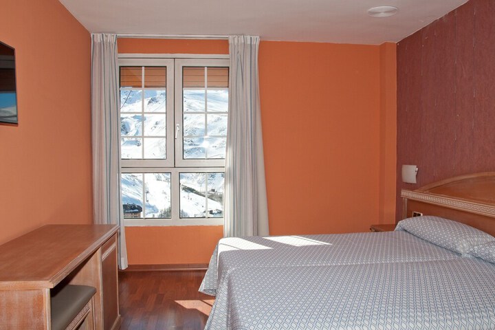 Room 23 of 63