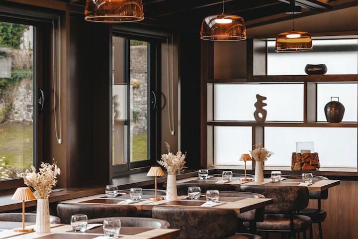 Dining 71 of 127