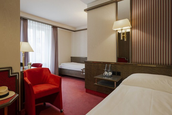 Room 55 of 146