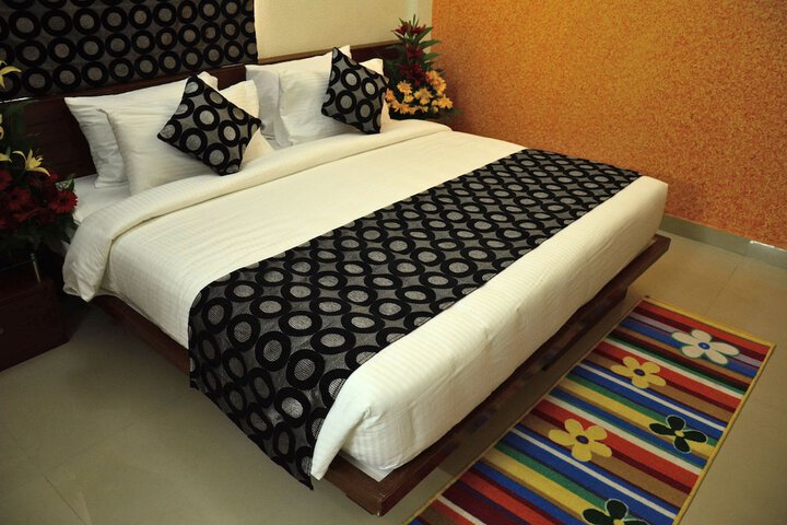 Room 4 of 44