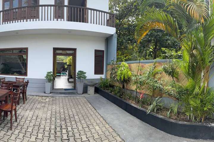 Hotel 33 of 34