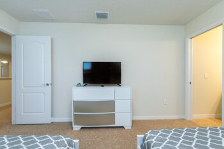 Room 139 of 199