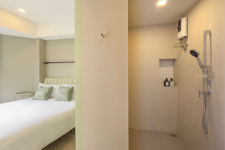 Room 9 of 54