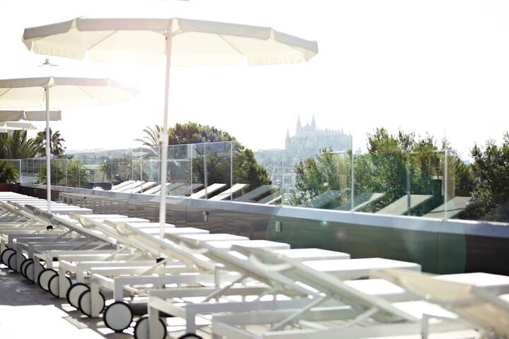 Sundeck 62 of 65