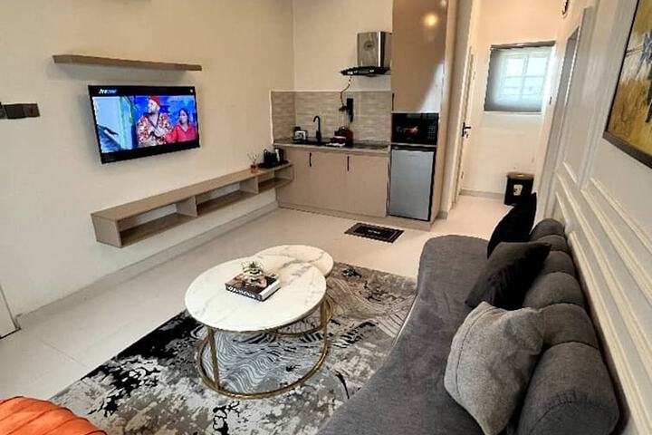 Room 7 of 35