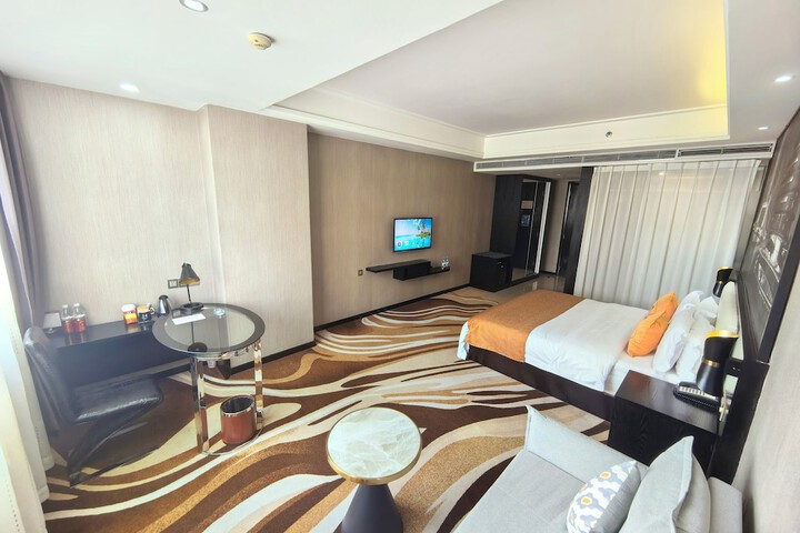 Room 44 of 113