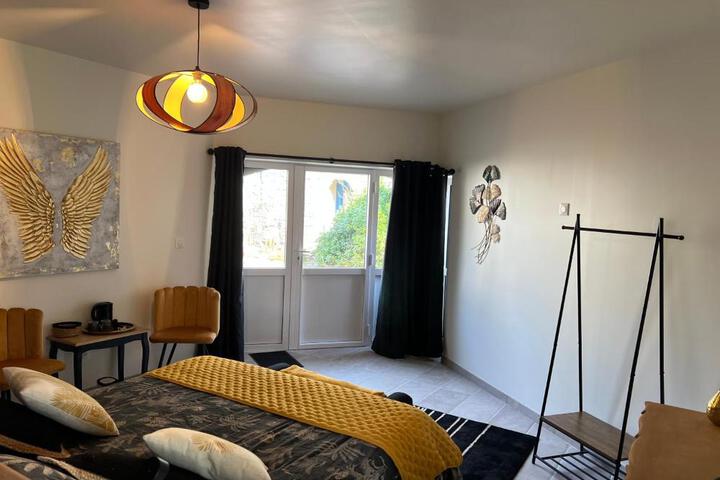 Photo 28