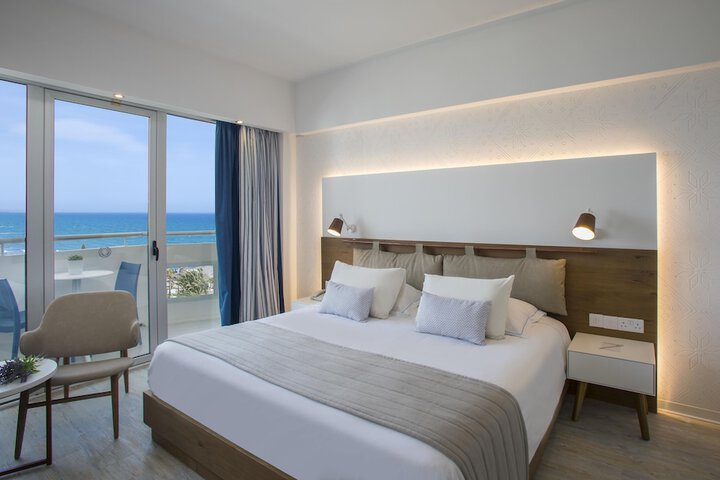 Room 20 of 72