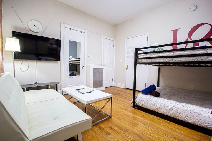 Room 21 of 121