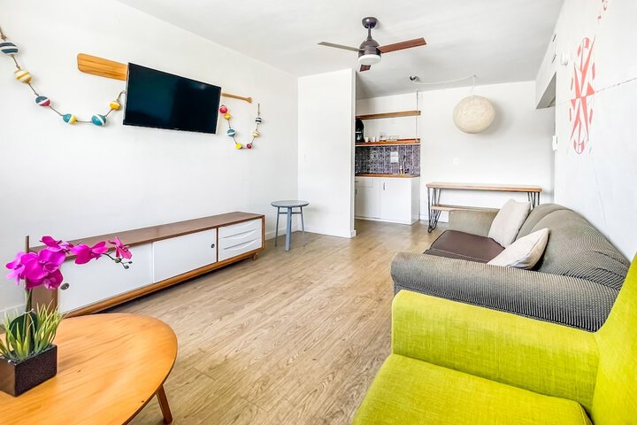 Room 4 of 22