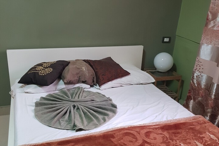 Room 28 of 38