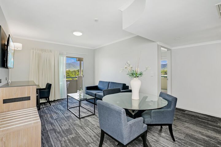 Room 5 of 42
