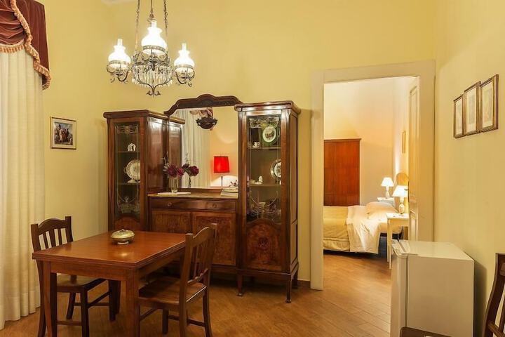 Room 16 of 16