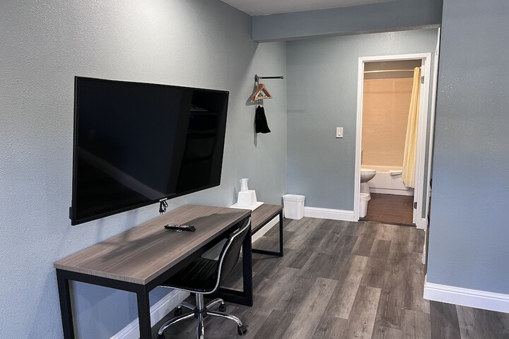 Room 17 of 52
