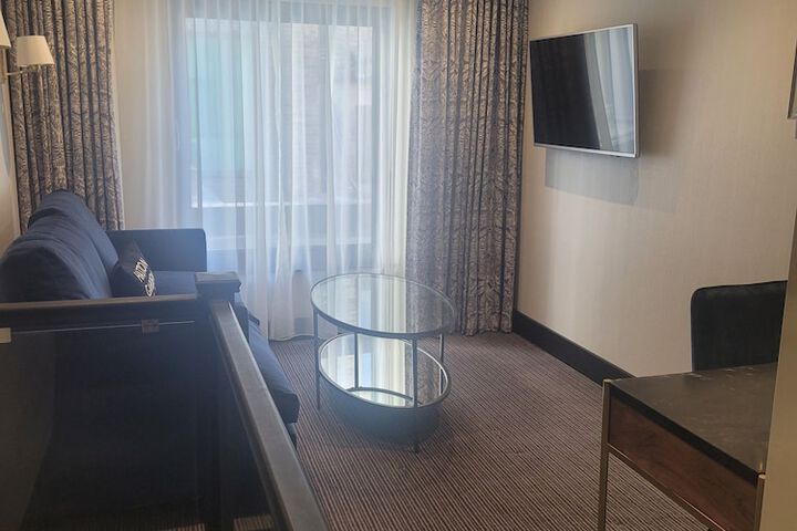 Room 44 of 90