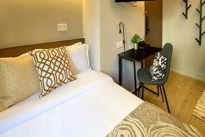 Room 20 of 39