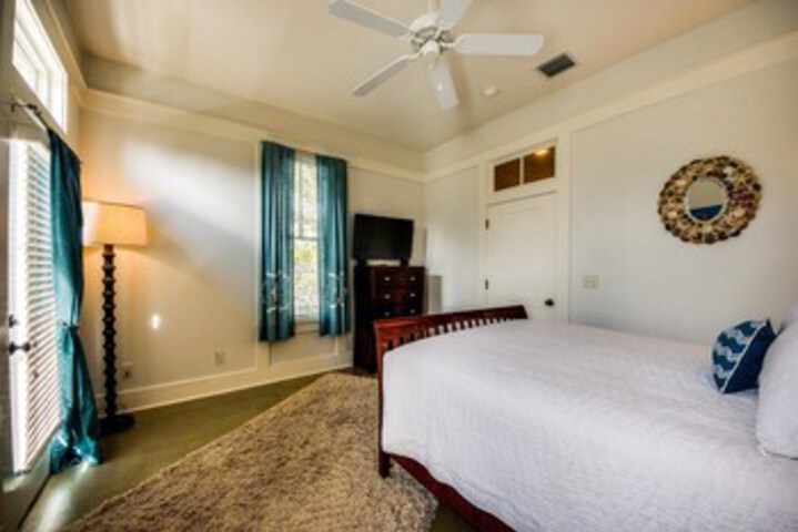 Room 14 of 21