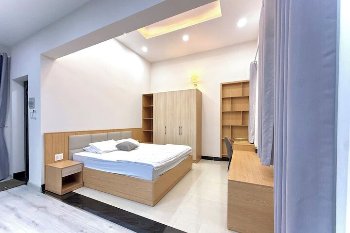 Room 3 of 25