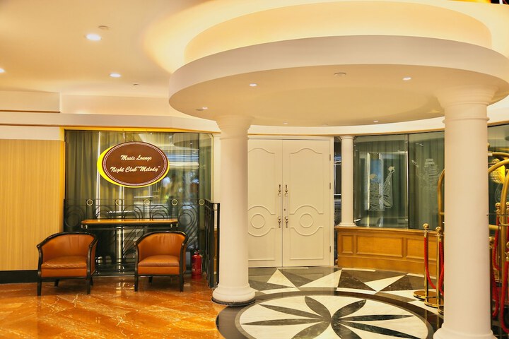 Hotel Interior 6 of 63