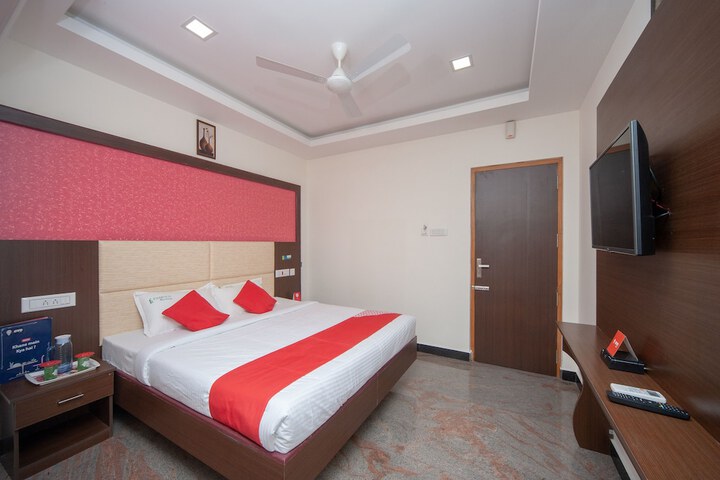 Room 14 of 24