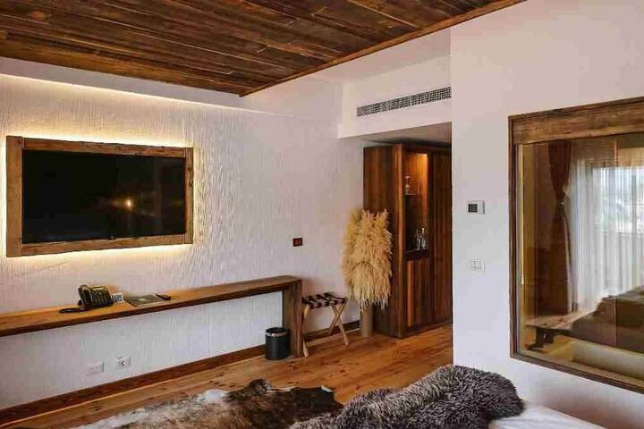 Room 40 of 55
