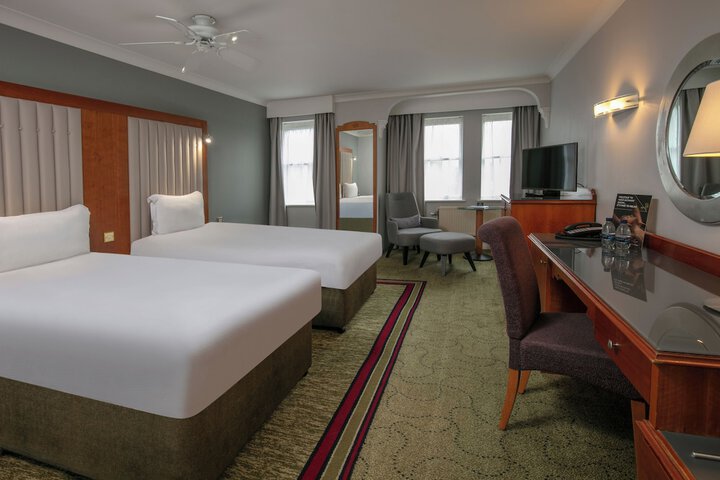 Room 18 of 65