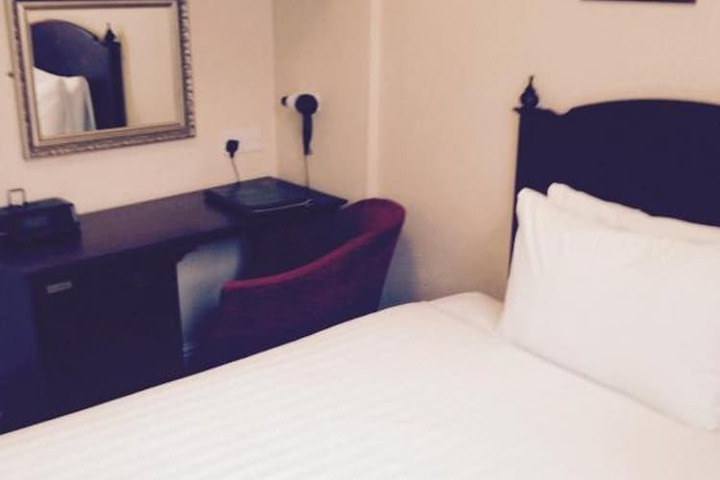 Room 29 of 96