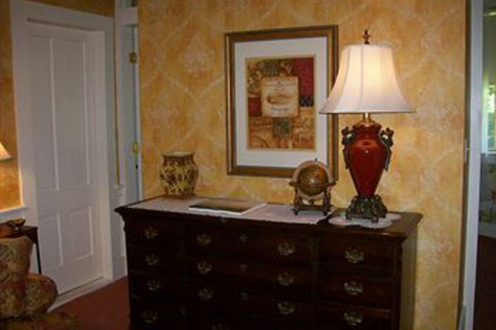 Room 32 of 39