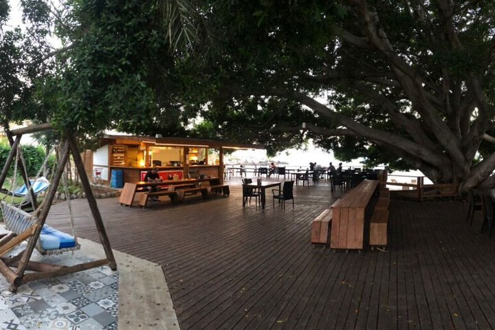 Beach bar