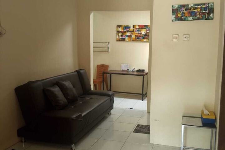 Room 4 of 17